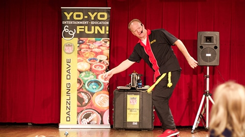 DAZZLING DAVE NATIONAL YO-YO MASTER | Your event is always fun with Dazzling Dave!