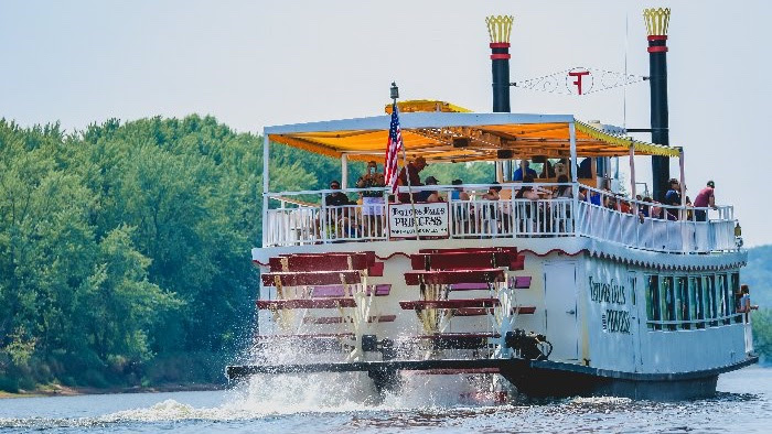 TAYLORS FALLS SCENIC BOAT TOURS | Journey Down the St Croix River